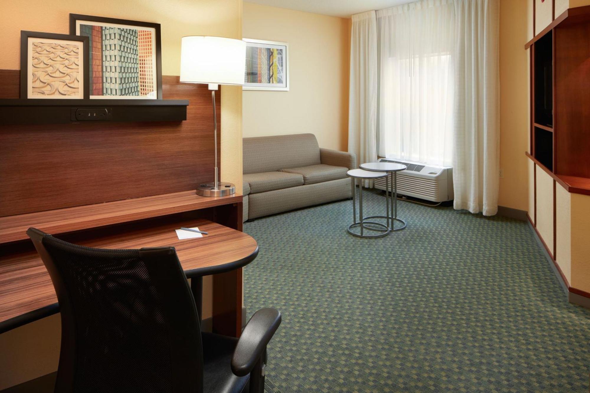 Fairfield By Marriott Frankfort Exterior photo