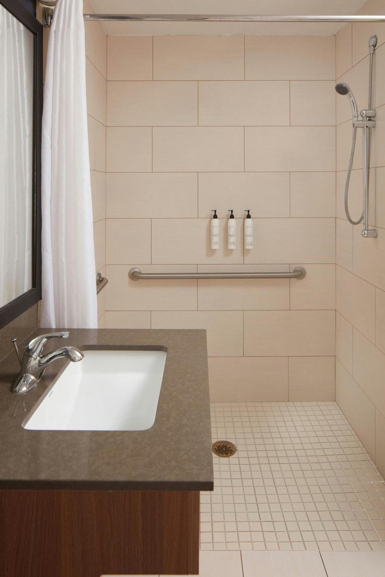 Fairfield By Marriott Frankfort Exterior photo